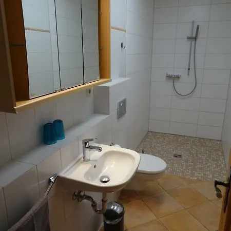 Habitación en casa particular Am Museum Espira